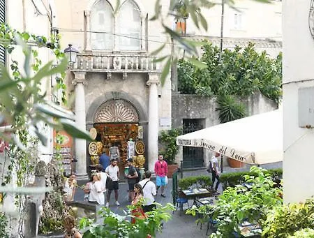 Casa de hóspedes Palazzo Gargano 4*